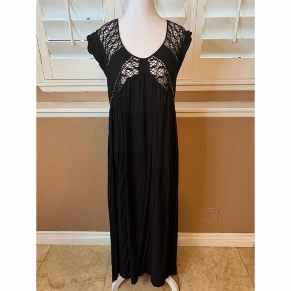 Free People Dresses & Skirts - Free People Blessed Are The Meek Black Crochet Maxi Dress Boho Beach Comfy Sz S